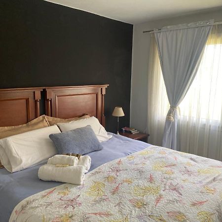 Casa 6 A Malibu 3Km Del Aeropuerto Podes Dejar Tu Auto Вила Аленде Екстериор снимка